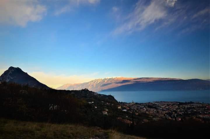 Appartamento Casa Gabri Toscolano-Maderno Esterno foto